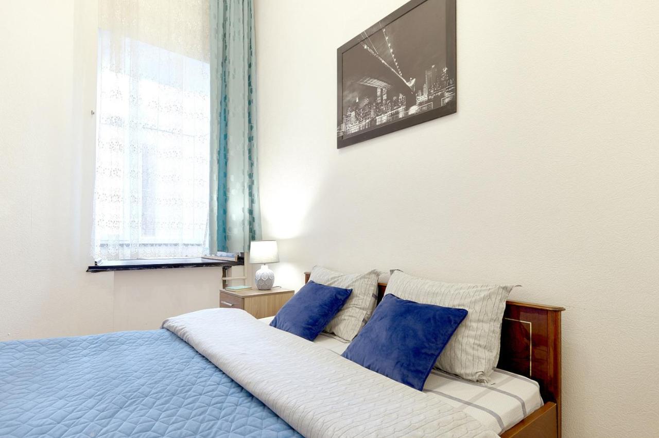 S12-58 Modern Aparthotel With Two 2Bedrooms In Central Kiev - Bessarabska Squere - Gulliver Mall - Olympic Stadium - Palace Of Sports - Saksahanskoho St, 12Б Exterior photo